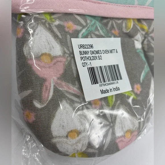 🟣 Bunny Gnome Oven Mitt and Pot Holder NWT Gray, Pastel Pink and Pastel Green - Picture 5 of 5